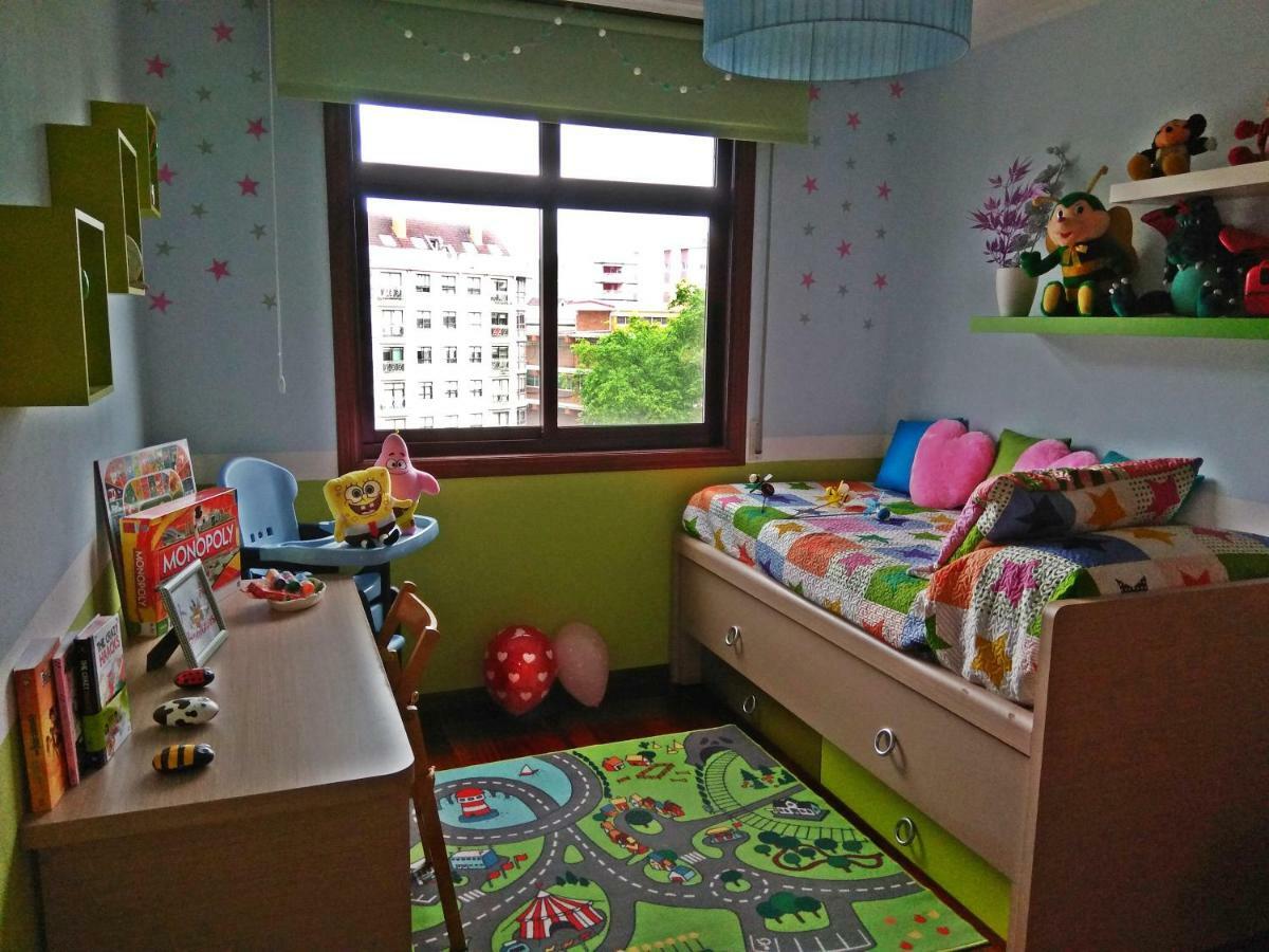 Apartamento Plaza Perillana Ponteareas Exterior photo